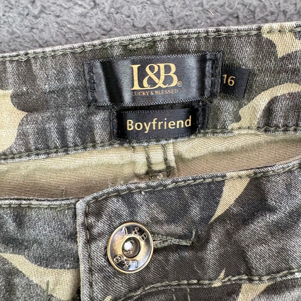 L&B Lucky & Blessed Camo Distressed Boyfriend Jeans Womens 16 Green Brown - Picture 2 of 8